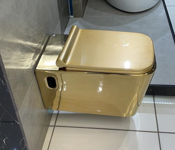 توالت فرنگی وال هنگ طلایی